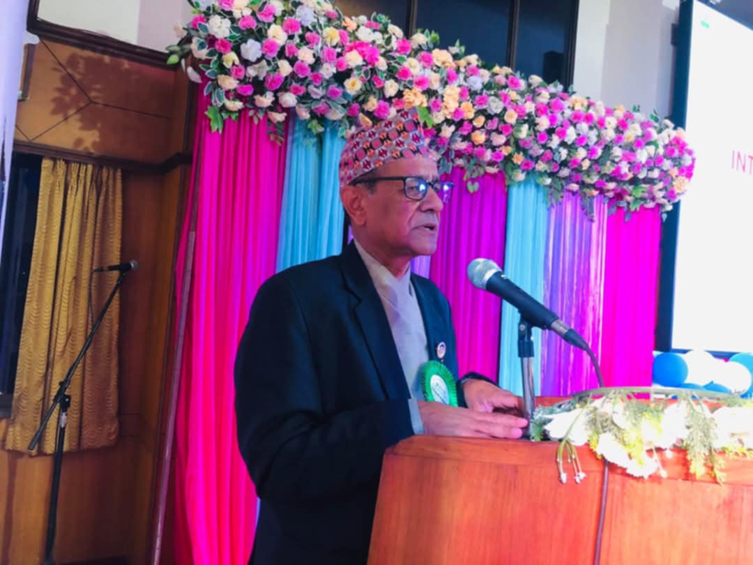 नर्सलाई विदेश जानबाट रोक्न तलब बढाउनु पर्छः मन्त्री पाठक