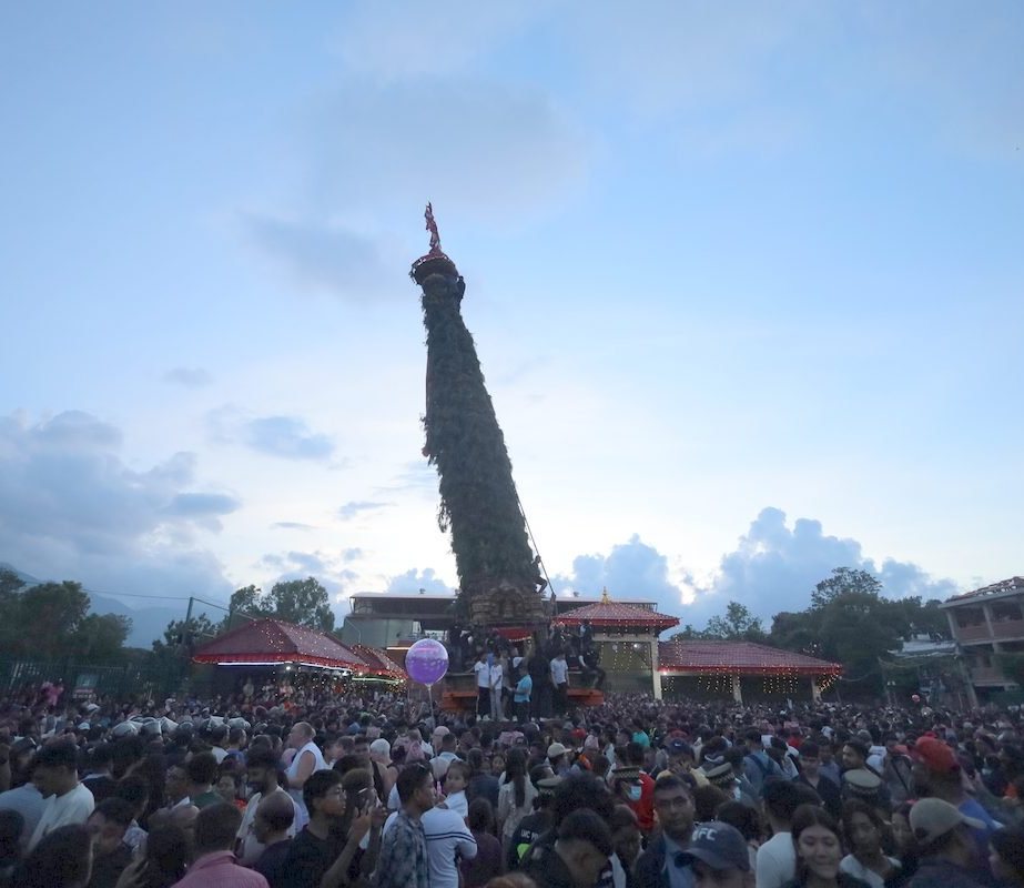 रातो मच्छेन्द्रनाथको भोटो देखाइँदै, उपत्यकाका तीन जिल्लामा सार्वजनिक बिदा