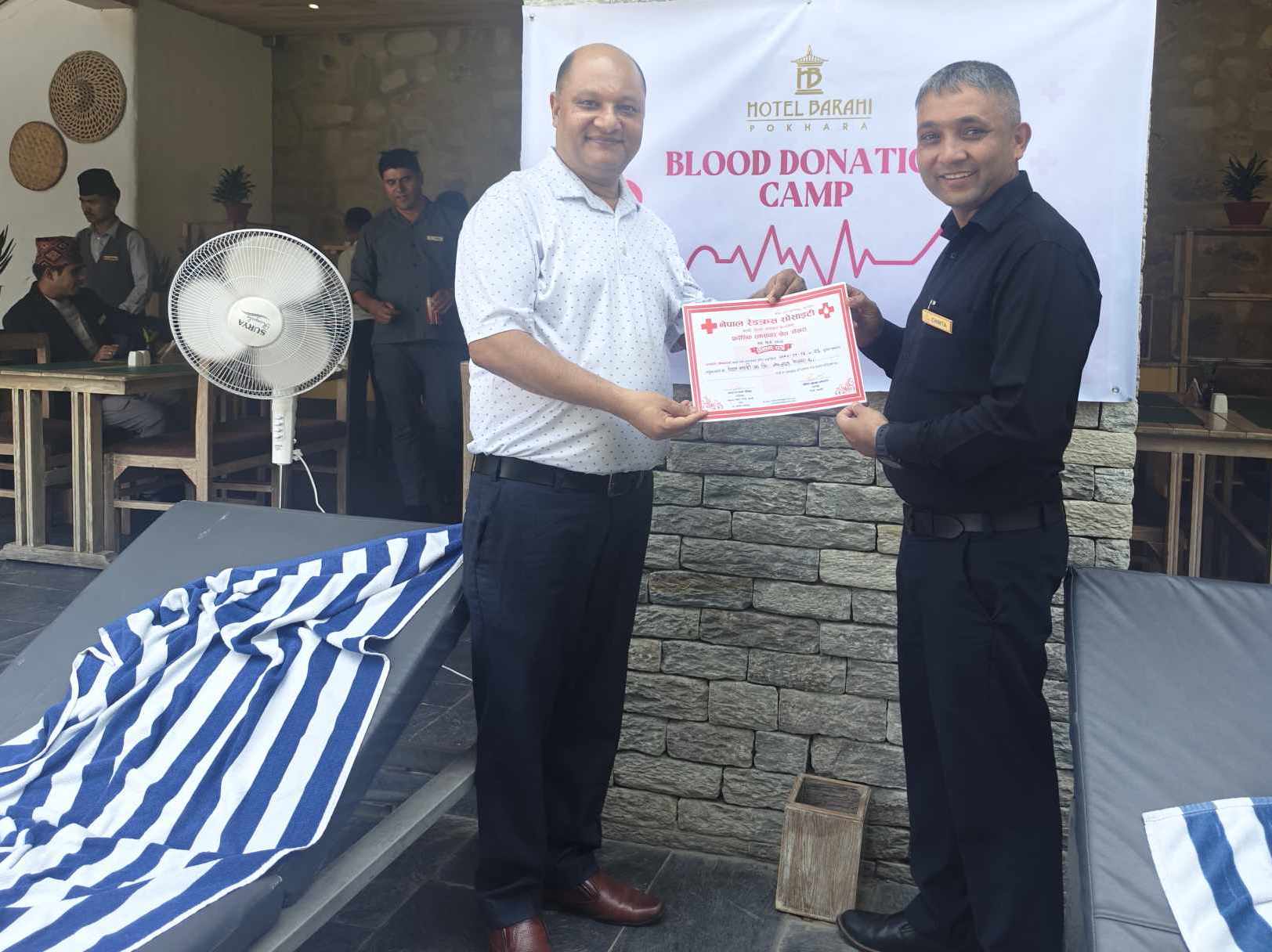 होटल बाराहीले सङ्कलन गर्‍यो ५६ युनिट रगत