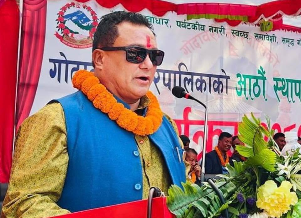 मुख्यमन्त्रीलाई राजीनामा दिन मीनकृष्णको सुझाव