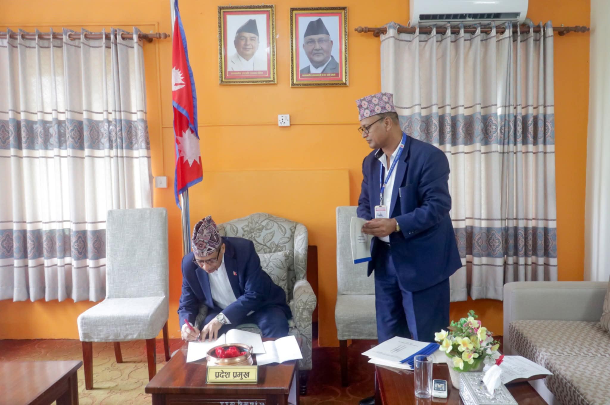 प्रदेश प्रमुखद्वारा मगर र गुरुङ भाषा प्रयोगसम्बन्धी विधेयक प्रमाणीकरण