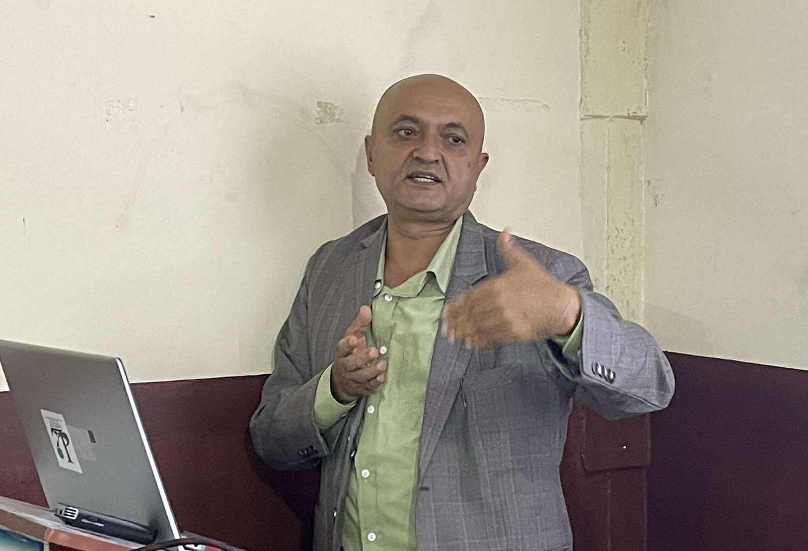 सङ्घीयता अपरिहार्य तर अस्थिरताले कमजोर