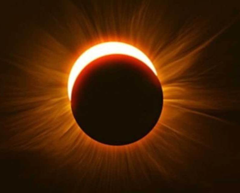 आज राति खग्रास चन्द्रग्रहण, अर्को ग्रहण फागु पूर्णिमाको दिन