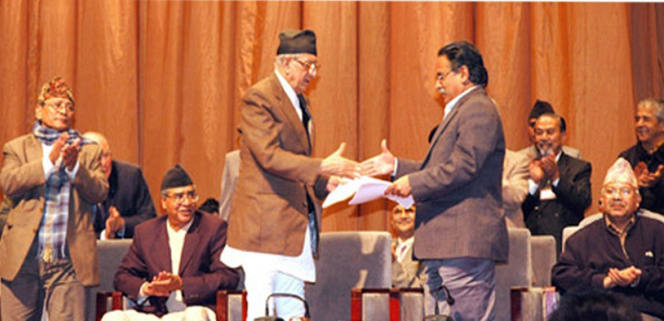 पीडित झन्झन् पीडामा-सङ्क्रमणकाल नै सङ्क्रमणमा !