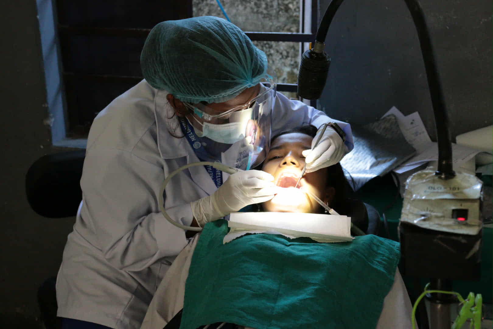 सहारा आधारभूत विद्यालयमा दाँत तथा कानको निःशुल्क शिविर सुरू