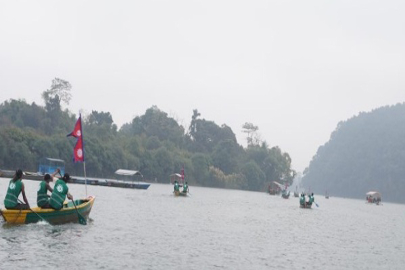 पोखरा सडक महोत्सवमा डुङ्गा दौड प्रतियोगिता सम्पन्न
