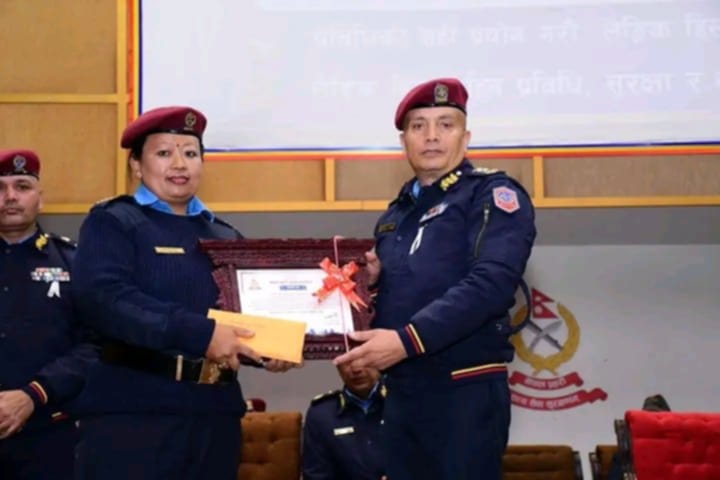 लैङगिकमैत्री उत्तरदायी उमा तामाङ सिन्धुलीको प्रहरी सेवामा उत्कृष्ट