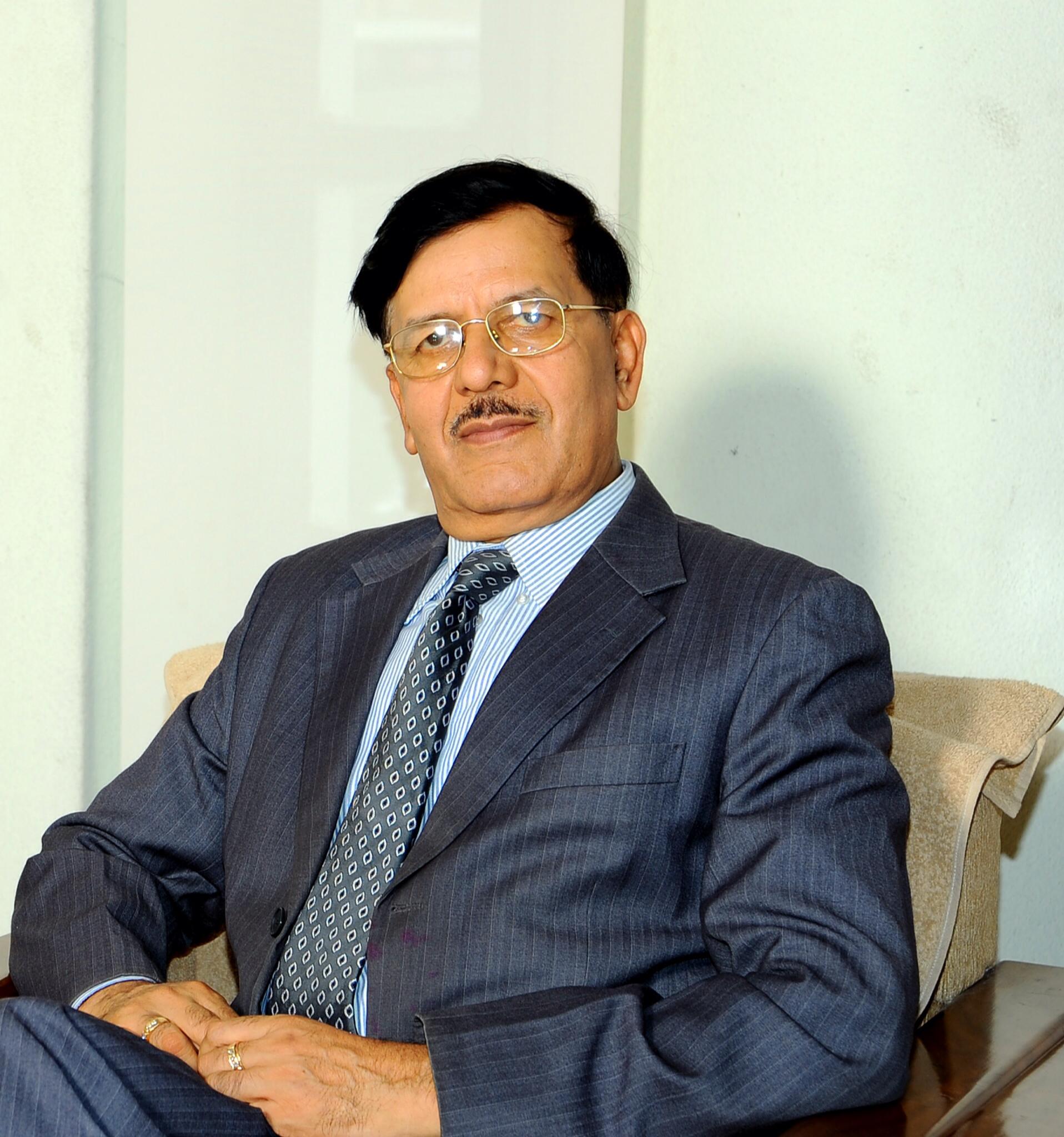 लोकतन्त्रको स्थायित्वका लागि शान्तिपूर्ण निर्वाचन अपरिहार्य : नीलकण्ठ उप्रेती