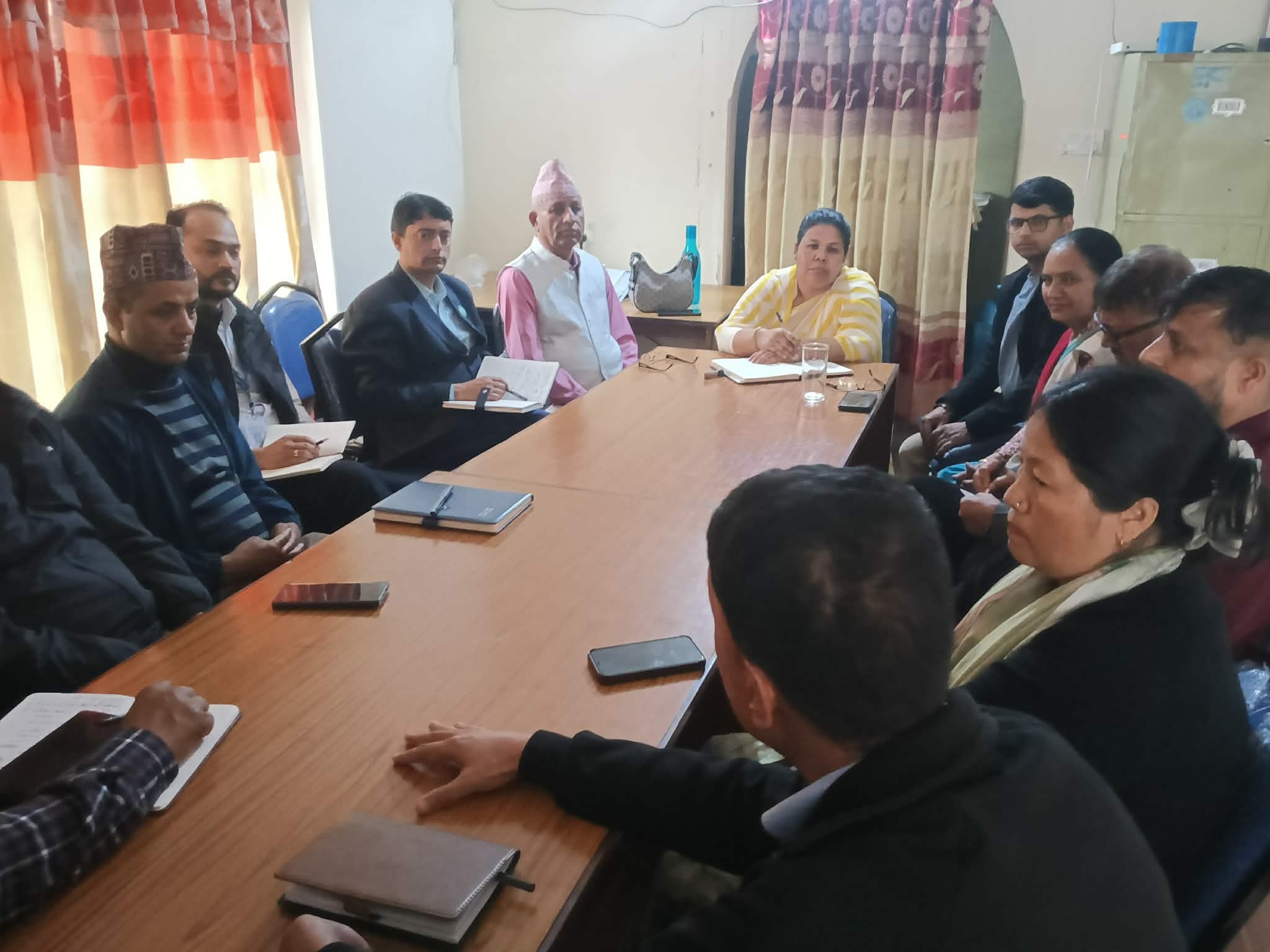 निर्वाचन अनुगमनबारे समीक्षा बैठक सम्पन्न