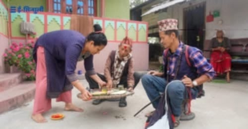 रातको सन्नाटा चिर्ने ‘फेरी’को धुन: लोपोन्मुख विरासत जोगाउँदै जोगीहरू