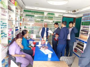 आयुर्वेदिक औषधि पसल अनुगमन तीव्र, सात व्यवसायलाई कारबाही