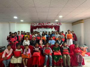 चिल्ड्रेन नेपालद्वारा ४ सय विद्यार्थीलाई शैक्षिक सामग्री वितरण