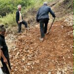 बेमौसमी वर्षाले मोटरबाटो अवरुद्ध