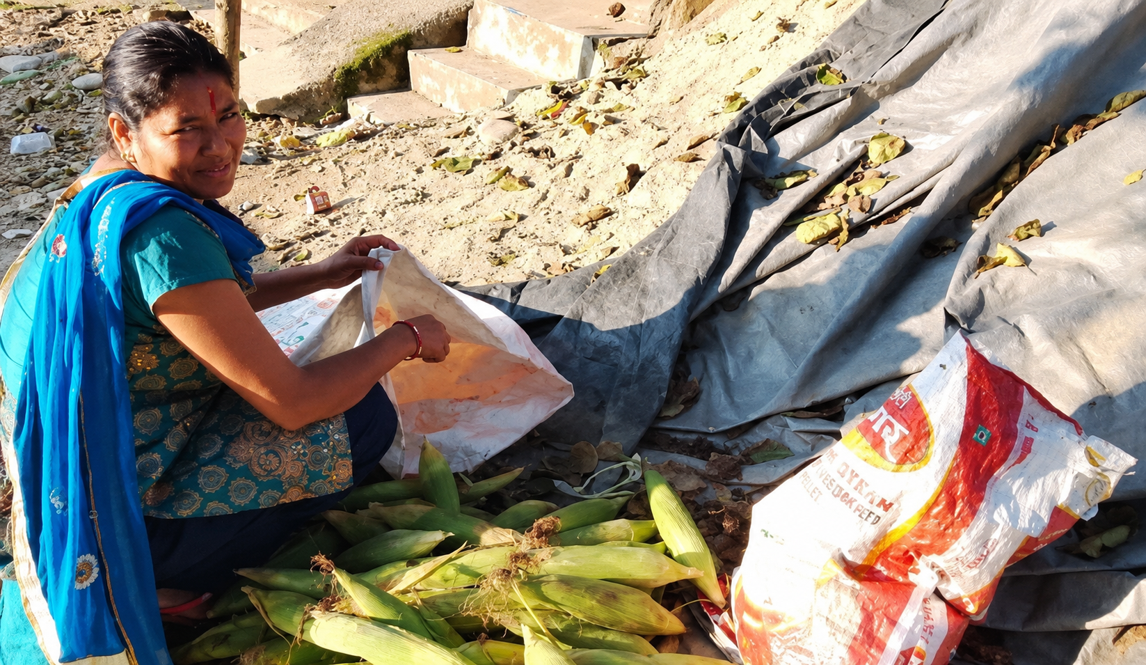 सडकछेउको आगोमा पोलिँदै कल्पनाको सङ्घर्ष
