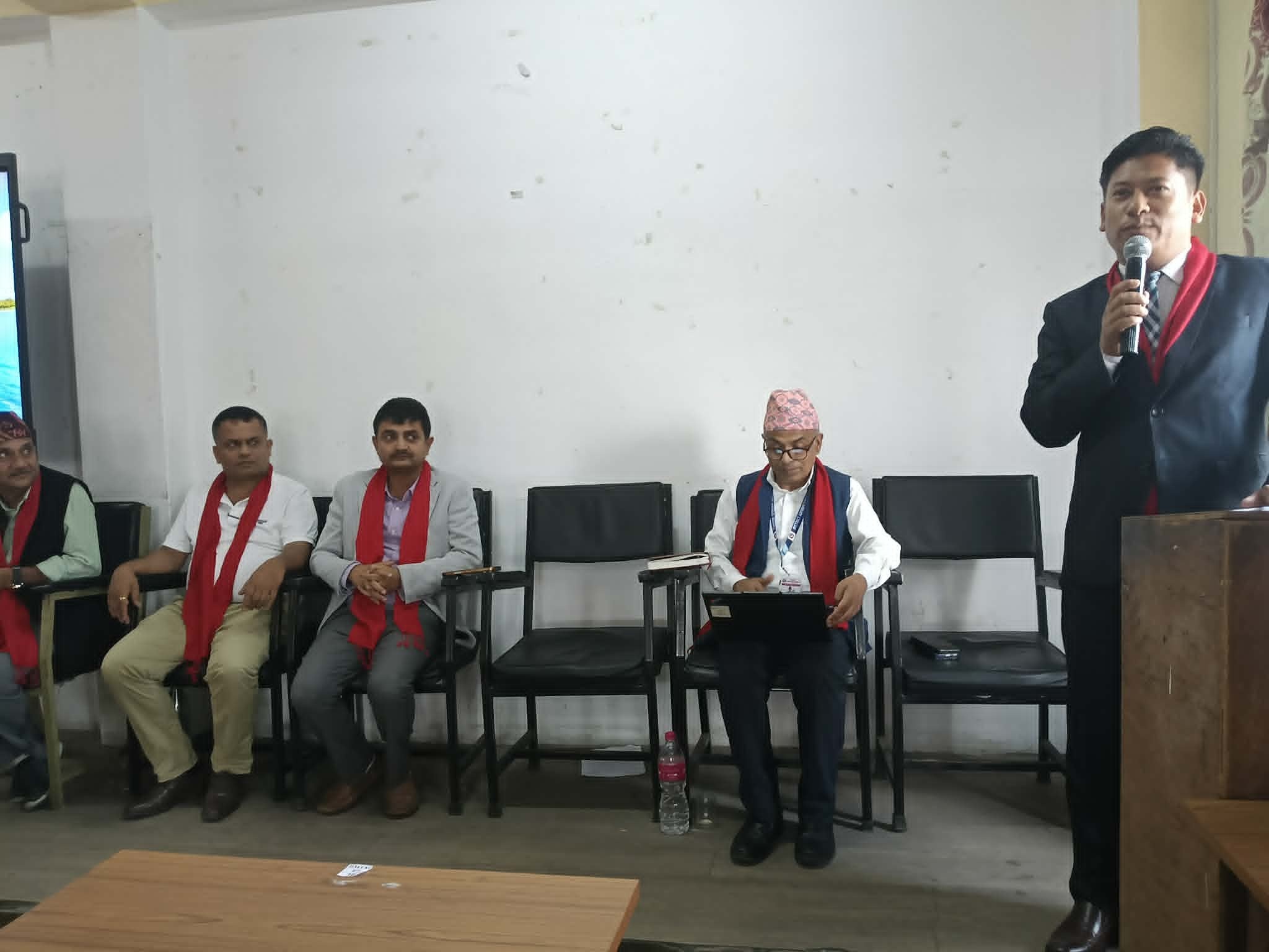प्रमुख जिल्ला अधिकारीसँग विद्यार्थीको अन्तरसंवाद, सुशासनमा युवाको भूमिका महत्त्वपूर्ण