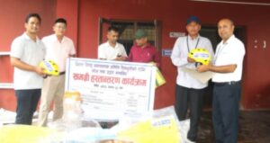 सिन्धुलीमा विपद् उद्धारका लागि करिब १० लाख रुपियाँका सामग्री हस्तान्तरण