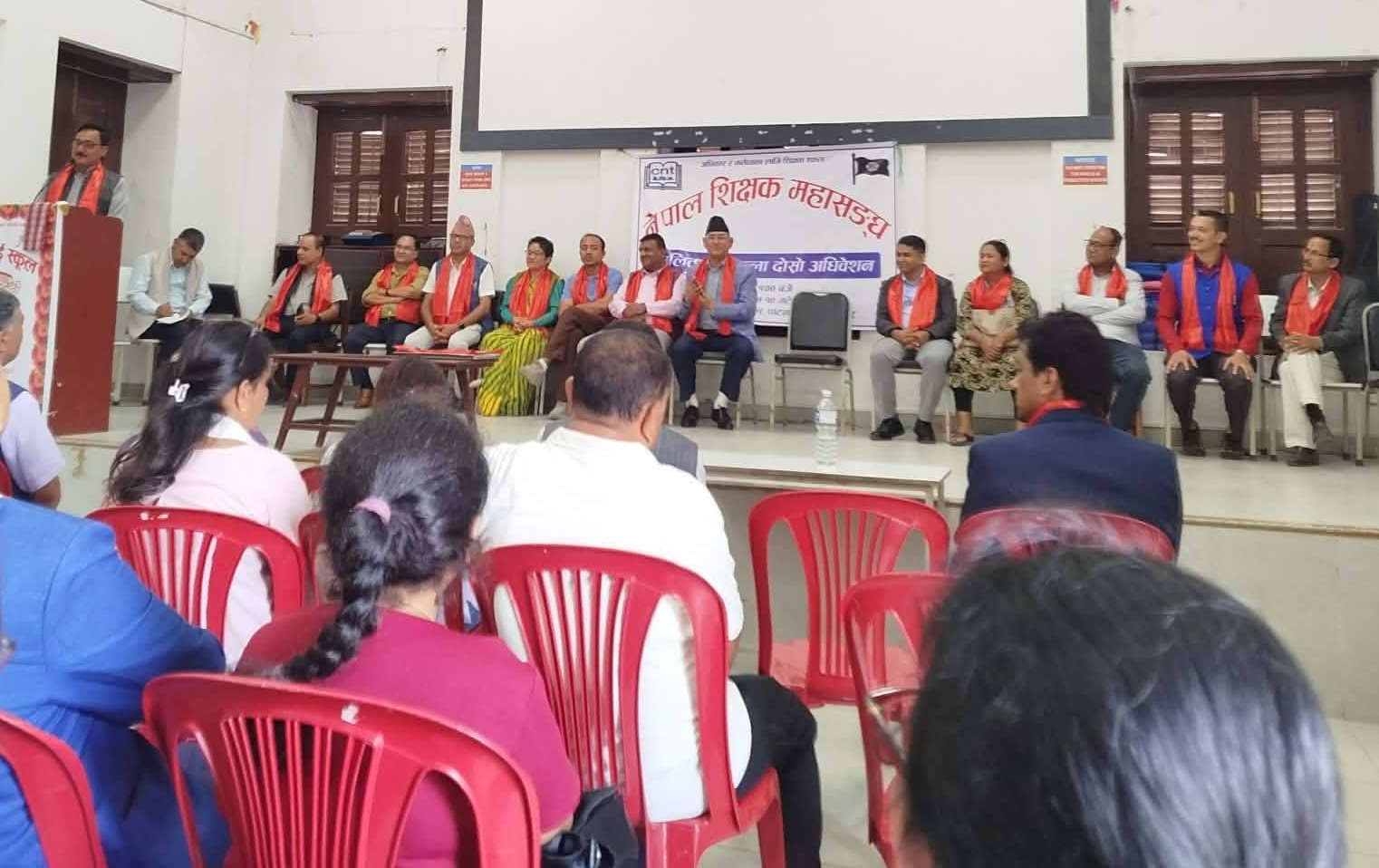 नेपाल शिक्षक महासङ्घ ललितपुरको दोस्रो अधिवेशन सम्पन्न, अध्यक्षमा दुलाल निर्वाचित