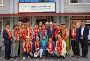 पोखरा प्रज्ञा प्रतिष्ठानका नवनियुक्त पदाधिकारीद्वारा सपथ ग्रहण