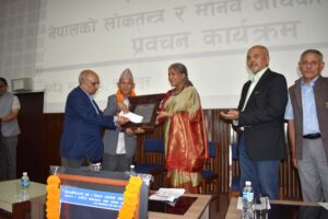 प्रकाश मानव अधिकार पुरस्कार-२०८२ रुद्रबहादुर खड्कालाई प्रदान