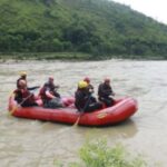 सुनकोसीमा खसेको कार र तीन बेपत्ता यात्रुको अवस्था अझै अज्ञात
