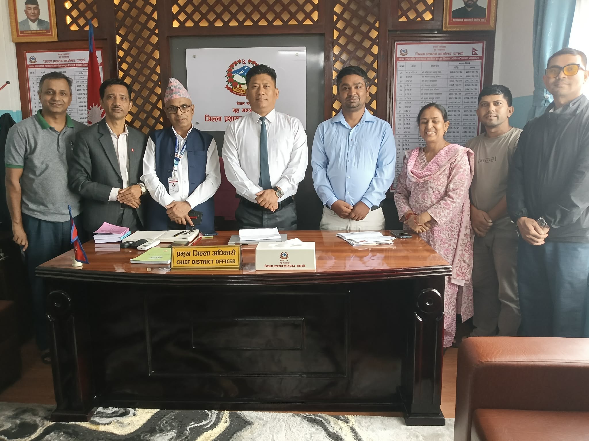 भोटेकोशी बाढीपीडितका लागि पद्म नर्सिङ होम र चिल्ड्रेन-नेपालद्वारा सहयोग