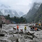 भोटेकोशी बाढीपीडितका लागि सिन्धुलीबाट सहयोग
