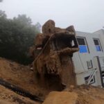 वर्षात्‌का कारण धापाखेलमा साढे दुई तले घर लड्यो 