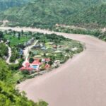 सुनकोशी नदी किनारका दर्जनौँ बस्ती बाढी र कटानको उच्च जोखिममा